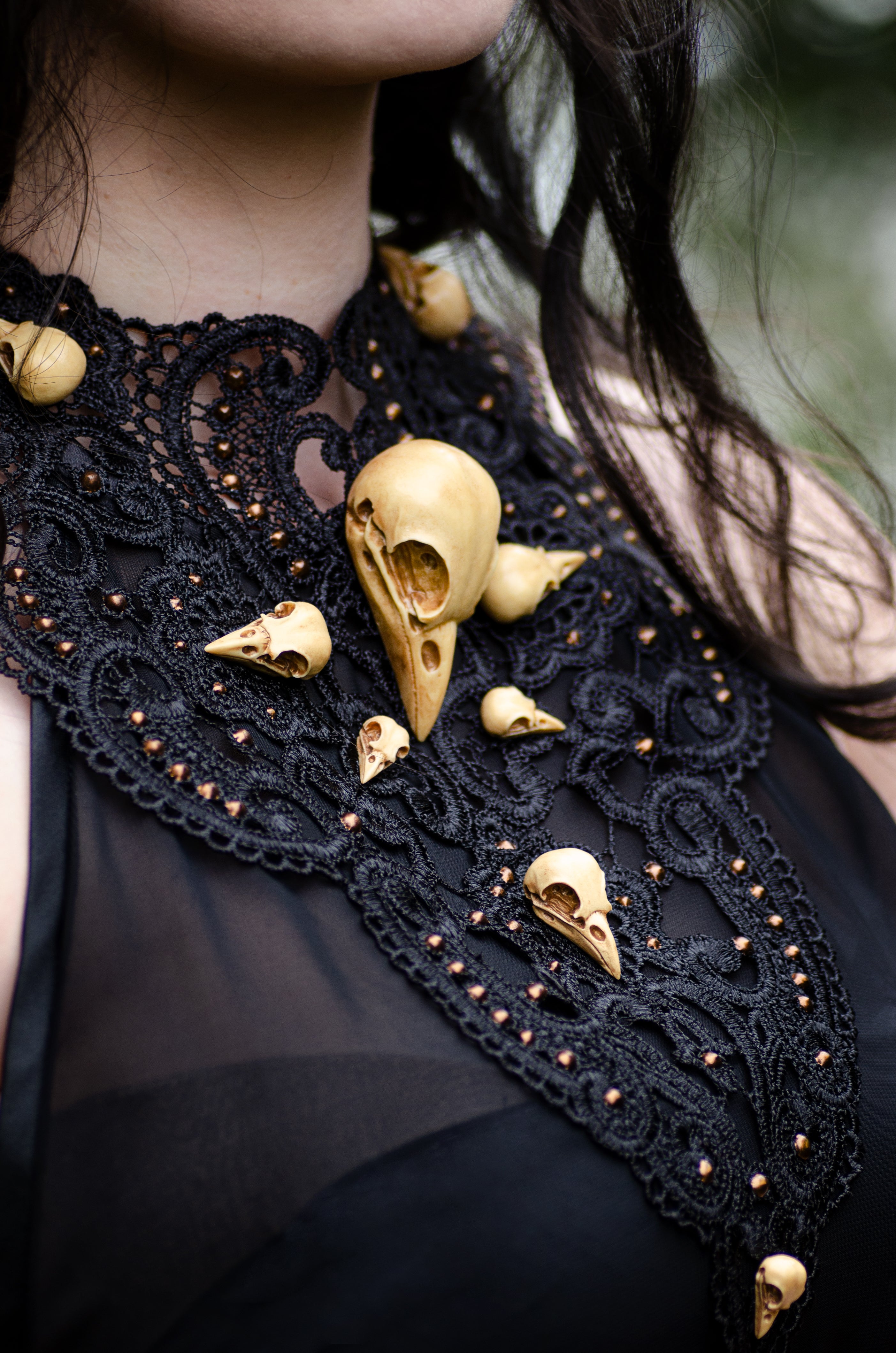 Vogelschädel Collier schwarz antik bronze
