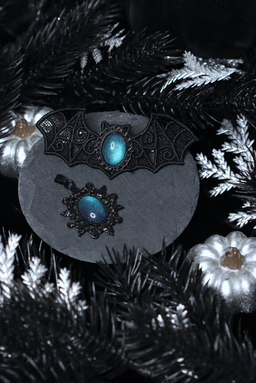 Gothic Christmas Set