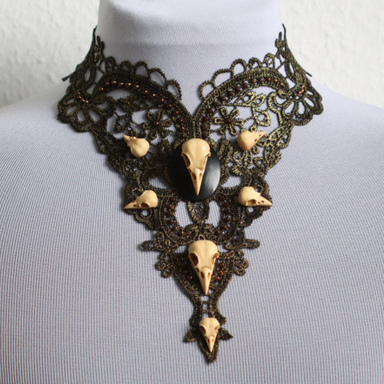 Vogelschädel Collier Filigran
