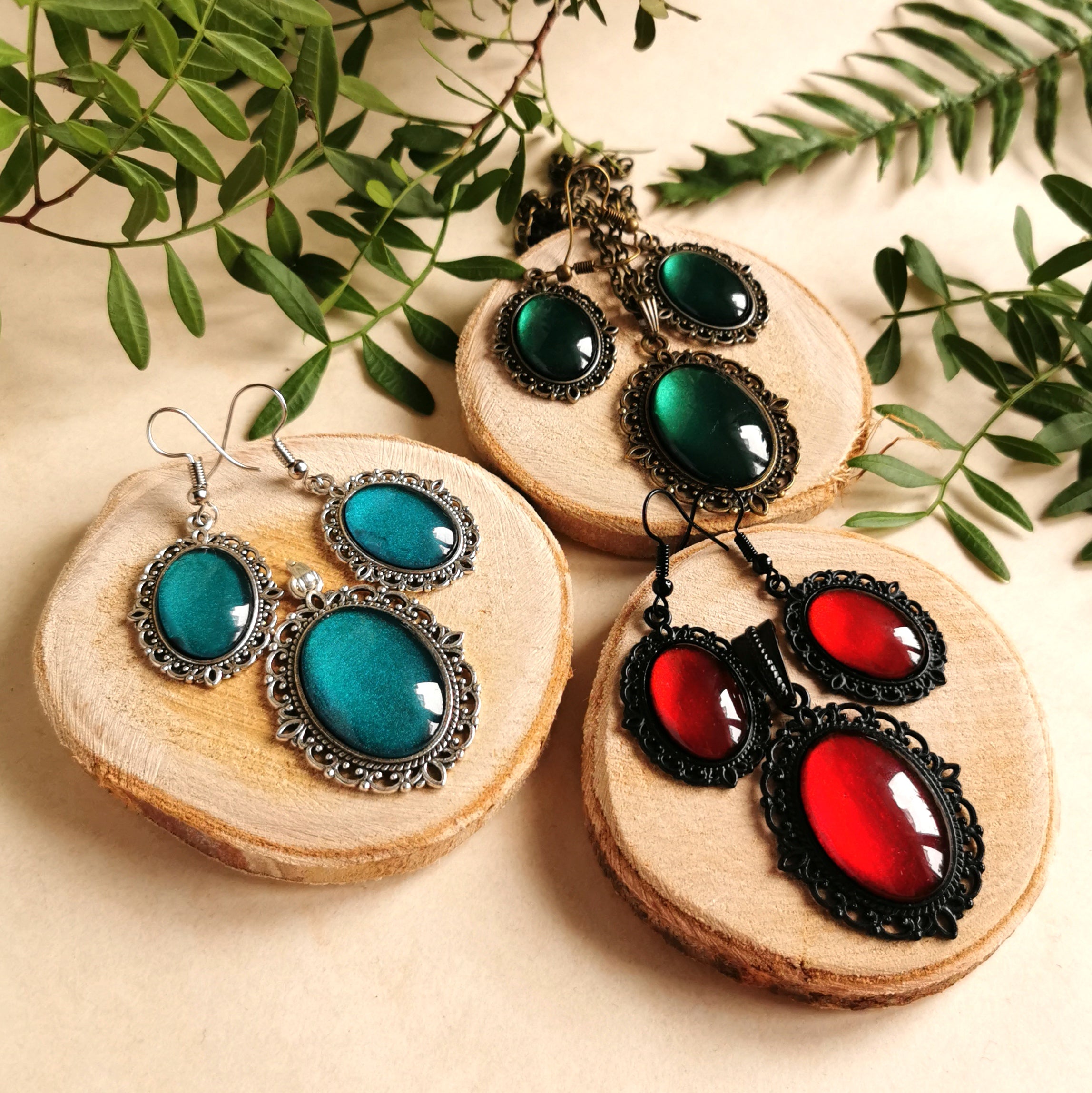 Sonderfarbe Hellblau - ausgewählte Schmuckstücke