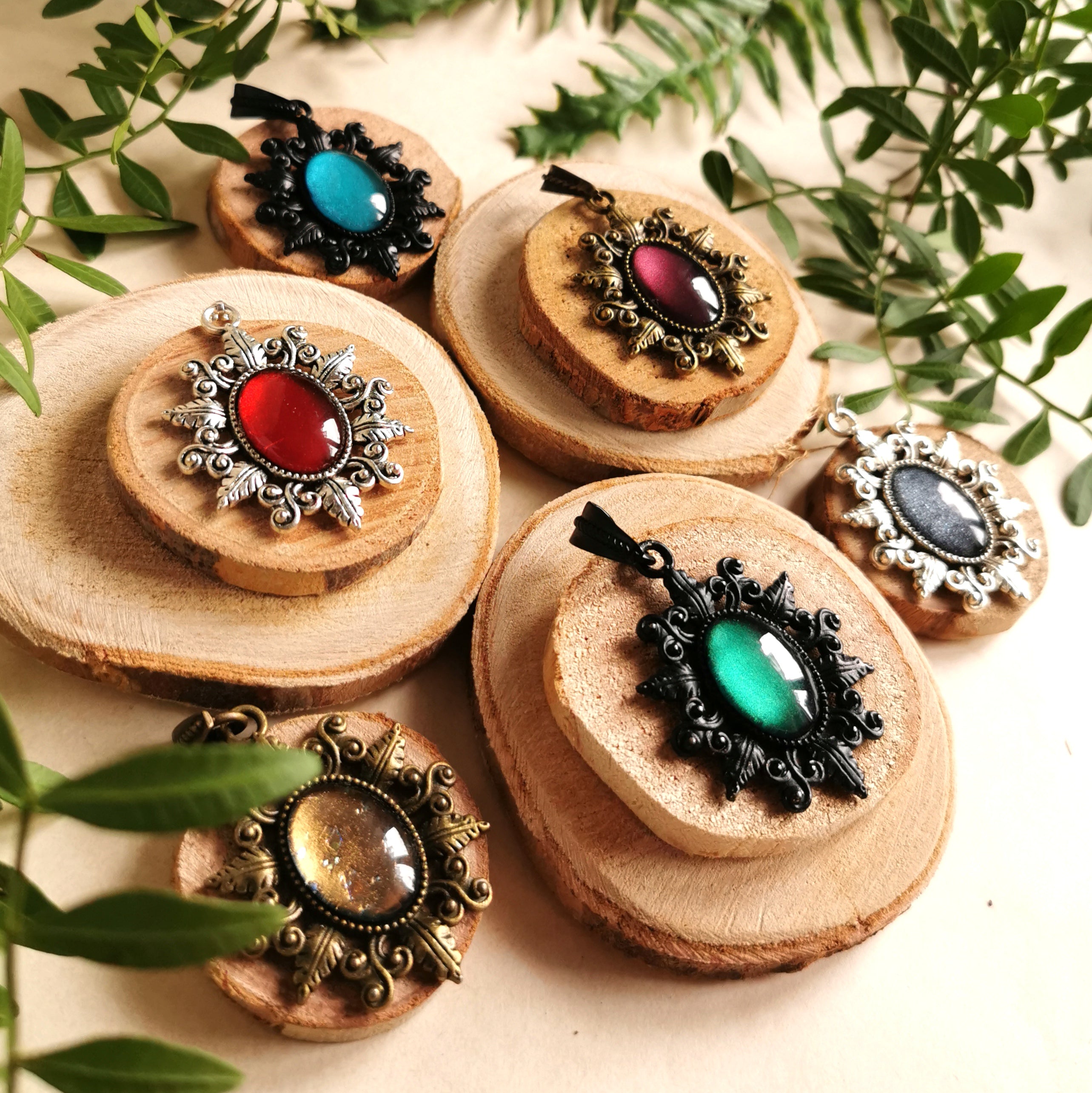 Sonderfarbe Hellblau - ausgewählte Schmuckstücke