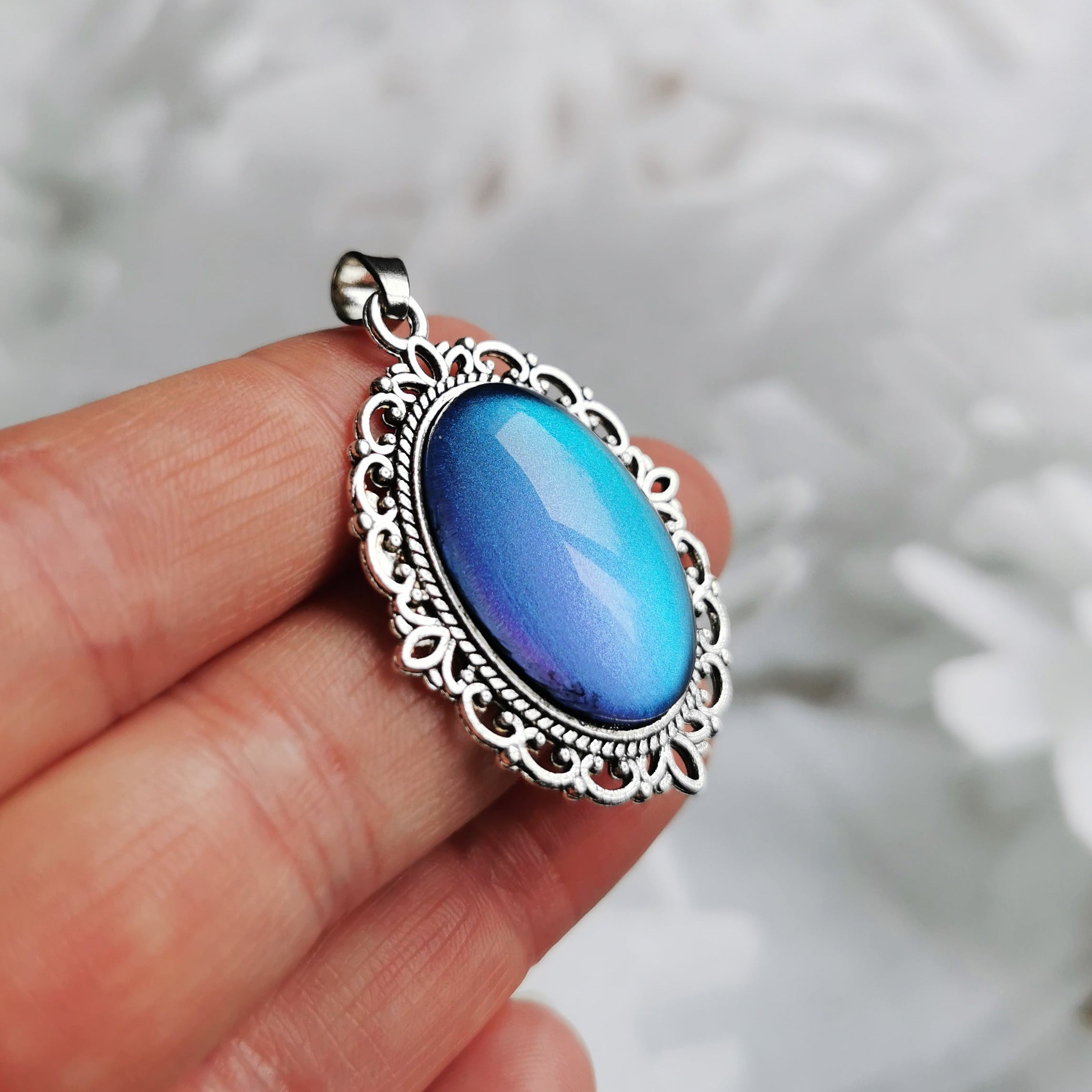 Sonderfarbe Hellblau - ausgewählte Schmuckstücke