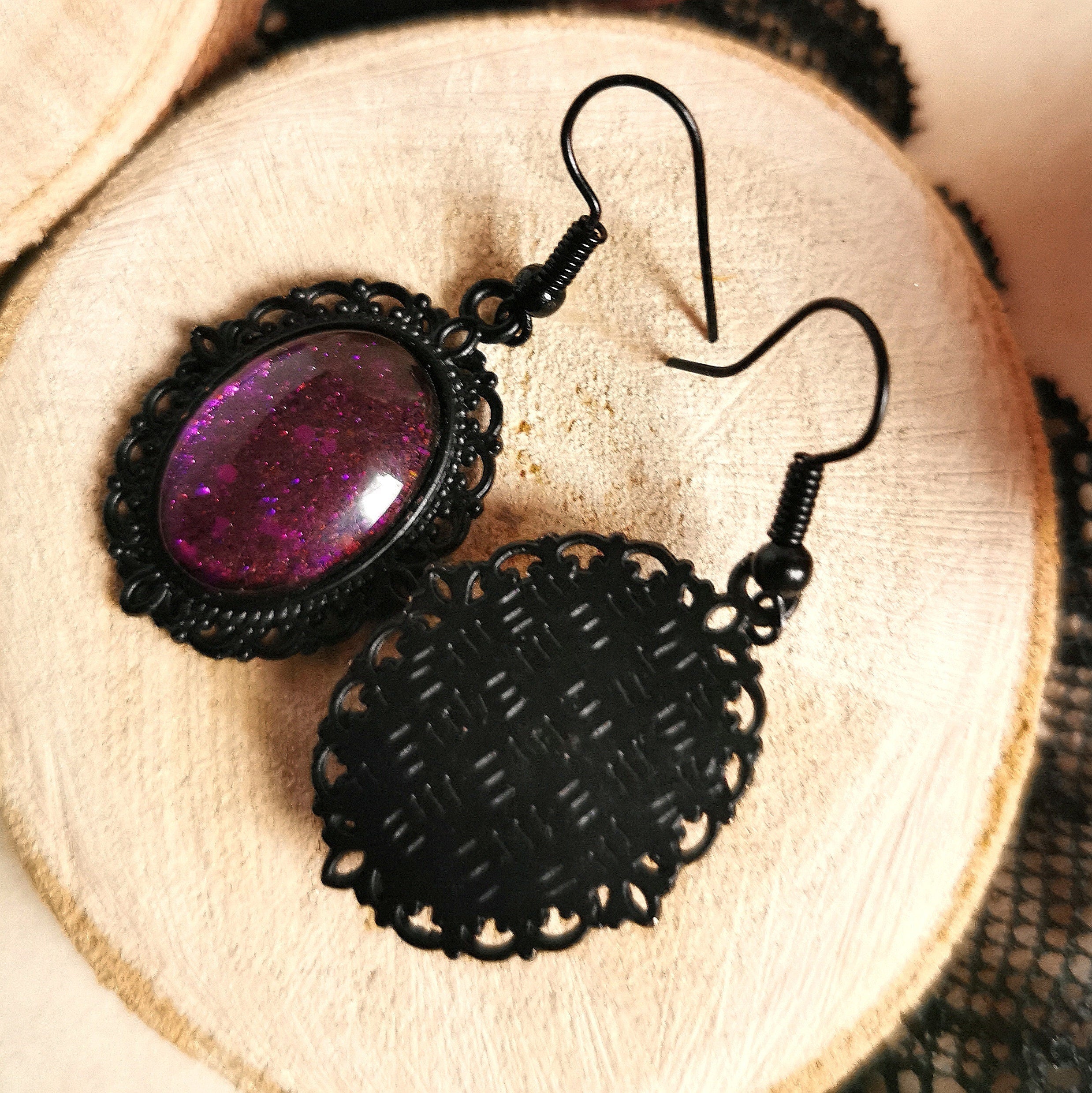 Schmuckset Oval in Wunschfarbe, Vintage Kette als Geburtstagsgeschenk, Gothic Kettenanhänger als Mittelalter Schmuck, Ohrringe hängend -Charm Necklaces- BloodyBrilliants