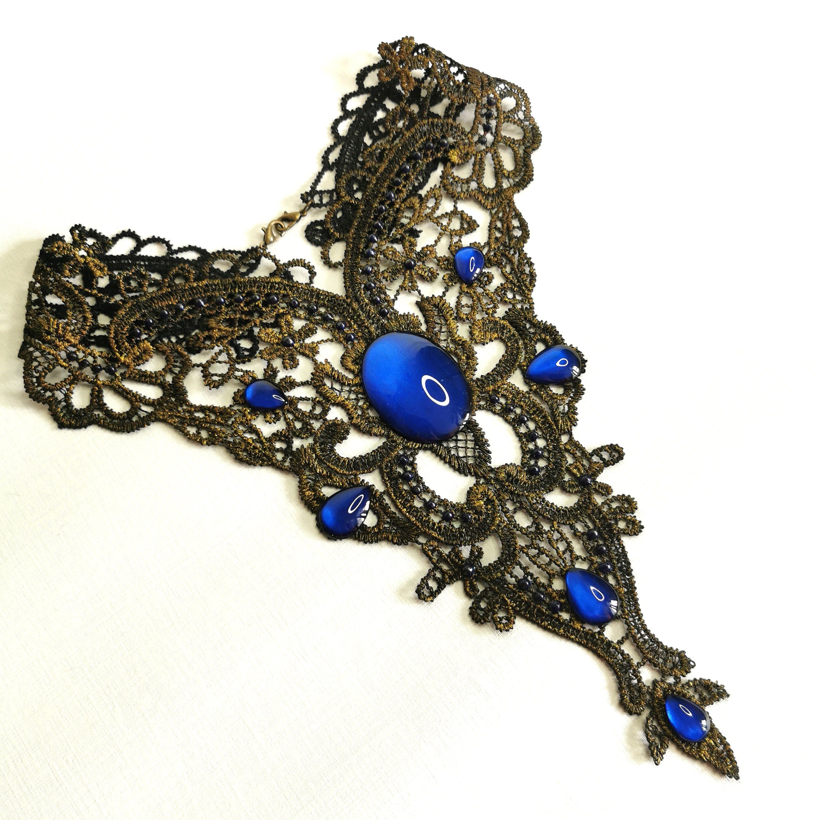 Collier bronze filigran aus Spitze mit farbigen Cabochon Glassteinen auch in schwarz für Steampunk Outfit und Vintage Weihnachten -Chokers- BloodyBrilliants