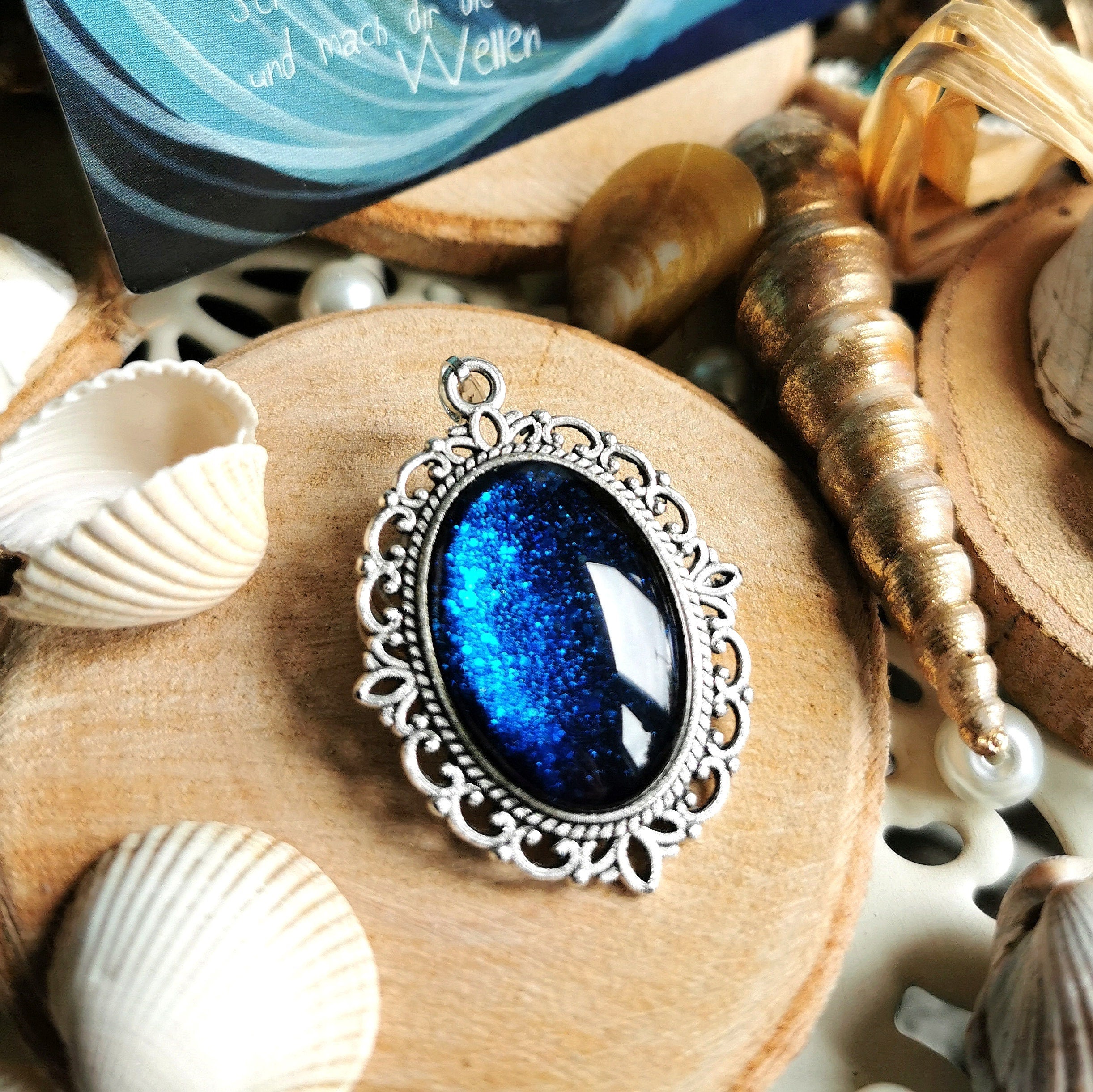 Anhänger Oval in Wunschfarbe, Vintage Kette als Geburtstagsgeschenk, Gothic Kettenanhänger als Mittelalter Schmuck für Vintage Weihnachten -Pendants- BloodyBrilliants