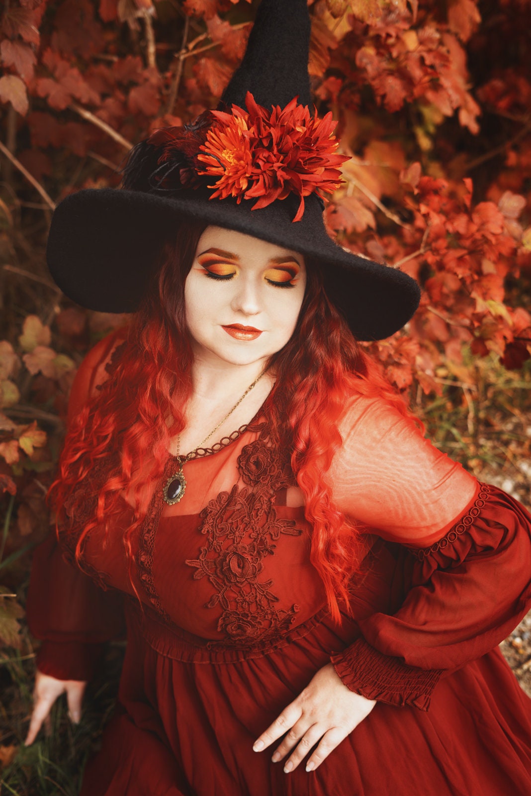 Rosen Kette & Ohrringe hängend in Wunschfarbe, Vintage Schmuck im Dark Academia Style, Mittelalter Schmuck, Gothic Kettenanhänger -Jewelry Sets- BloodyBrilliants