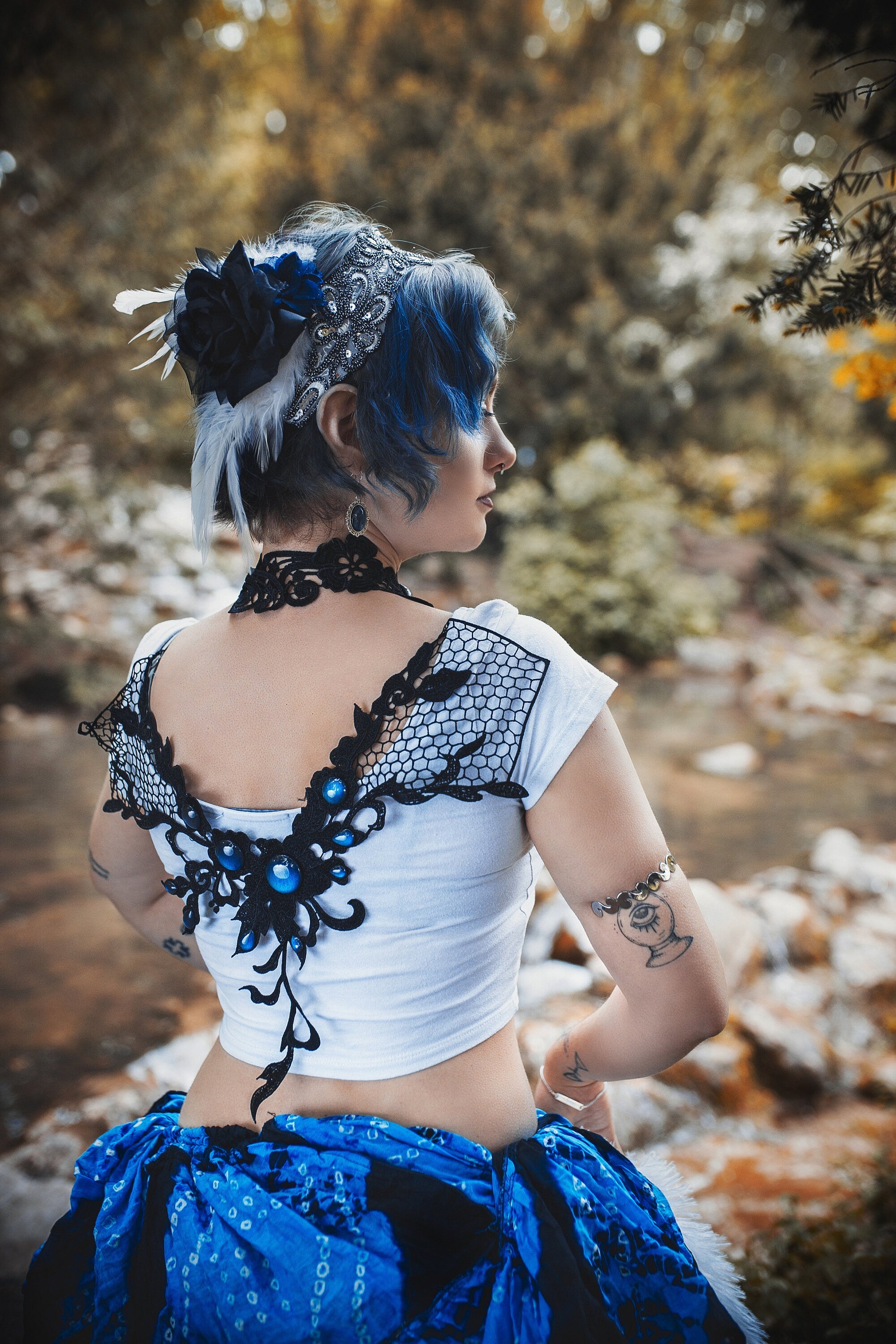 Gothic Choker – Asymmetrisches Collier schwarz mit Glassteinen, als Gothic Schmuck für Cosplay, Festival Outfit & Halloween Adventskalender -Chokers- BloodyBrilliants