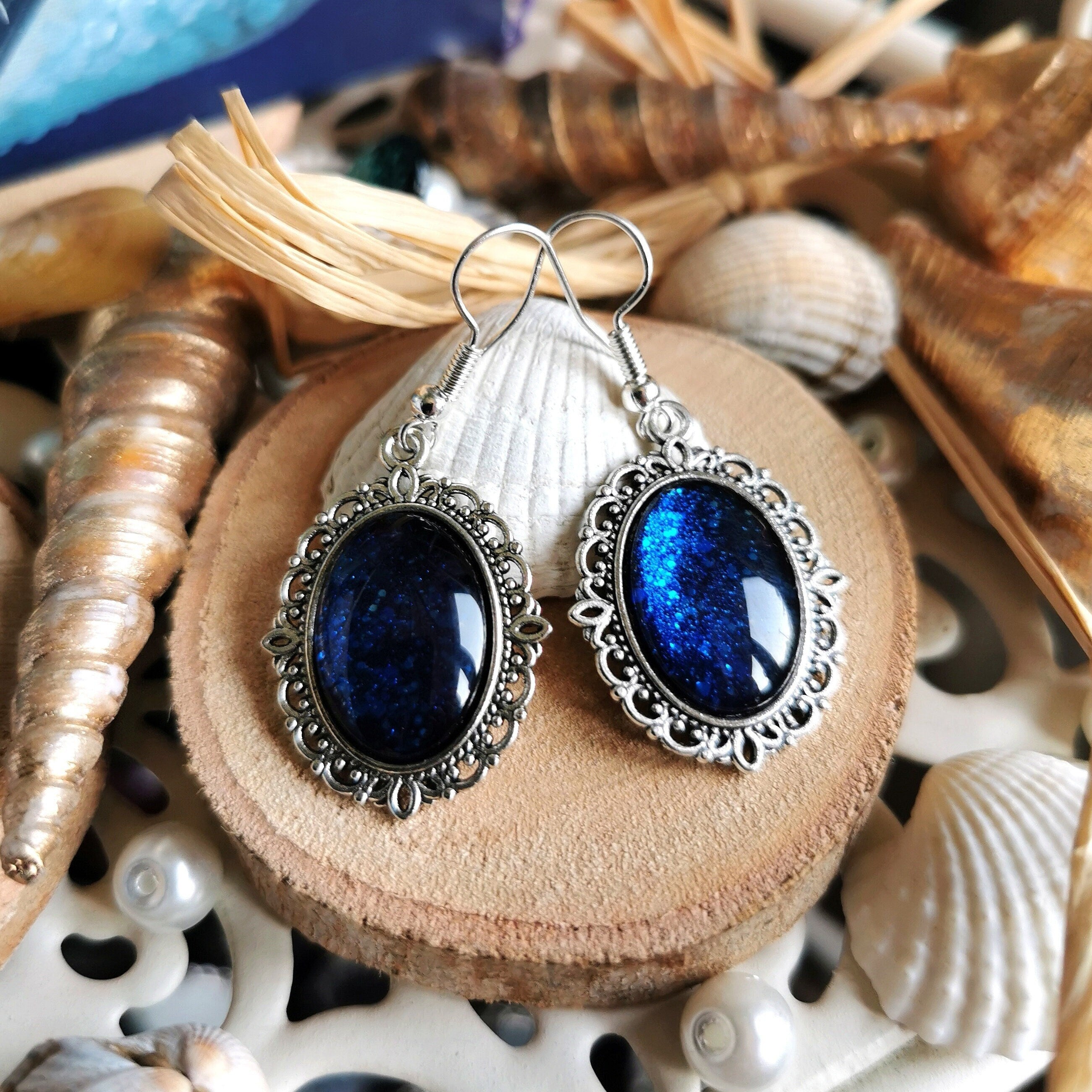 Ohrringe Oval hängend verziert mit farbigen Glassteinen in Silber Bronze Schwarz als edler Alltagsschmuck und als Geburtstagsgeschenk -Dangle & Drop Earrings- BloodyBrilliants