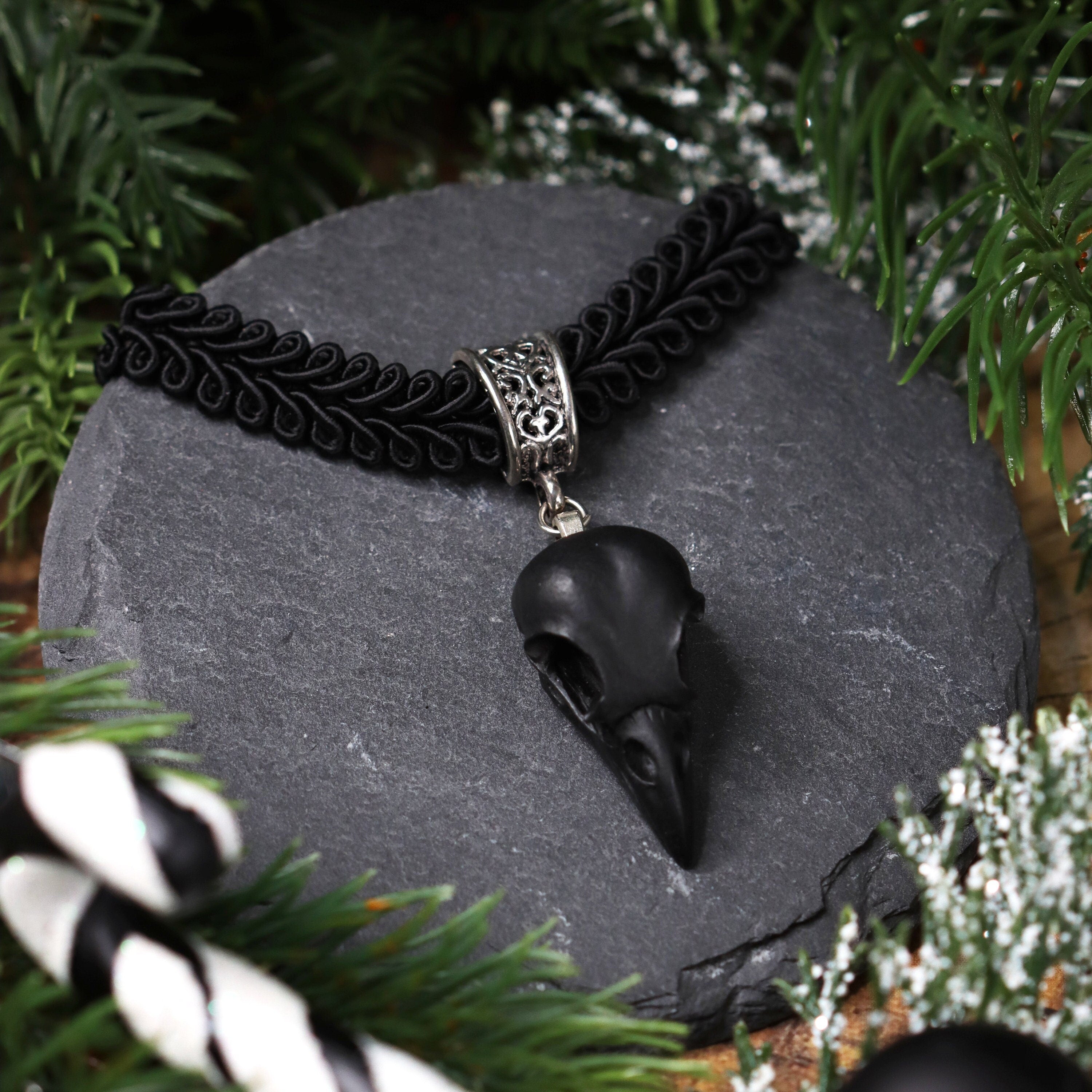 Choker mit Katzenschädel Anhänger -Chokers- BloodyBrilliants