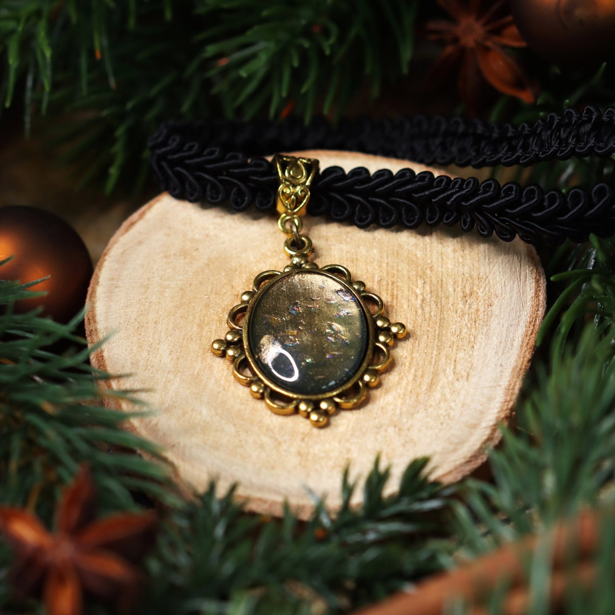 Choker gold in Wunschfarbe, Kette gold grün für Vintage Weihnachten & Weihnachtsfeier Outfit, 20er Jahre Accessoires gold, Choker schwarz -Chokers- BloodyBrilliants