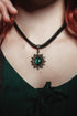 Choker schwarz mit Stern aus Spitze mit farbigen Glassteinen als Halsband für Gothic Outfit und als Vintage Geburtstagsgeschenk -Chokers- BloodyBrilliants