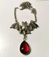 Fledermaus Schmuck Set in Wunschfarbe, Fledermaus Kettenanhänger und silberne Haarspange, Gothic Schmuck & Halloween Kette für Vampir Kostüm -Jewelry Sets- BloodyBrilliants