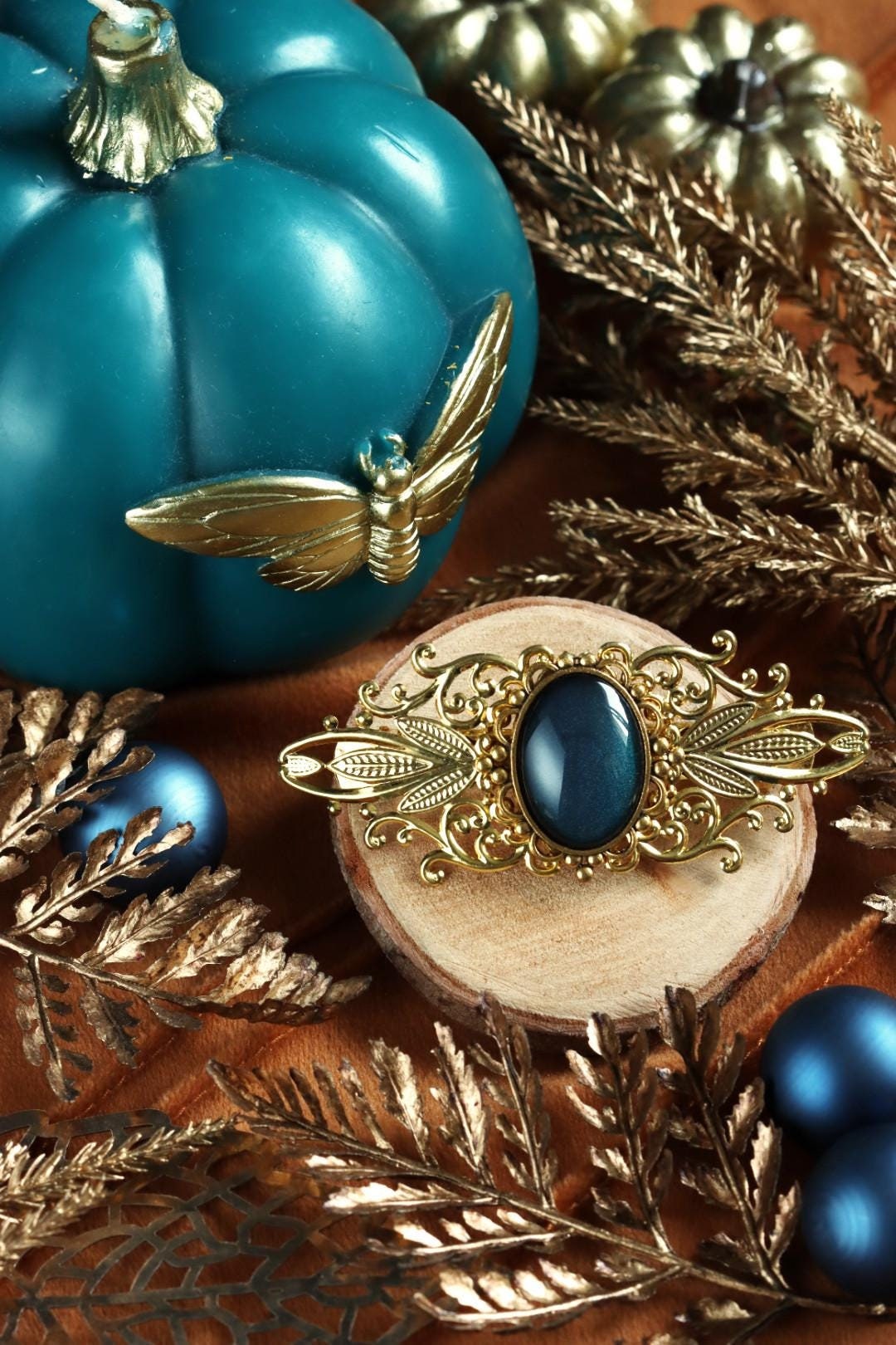 Goldene Haarspange in Wunschfarbe als Vintage Schmuck und 20er Jahre Haarschmuck Gold, Dark Academia Accessoire & Mittelalter Haarschmuck -Barrettes & Clips- BloodyBrilliants