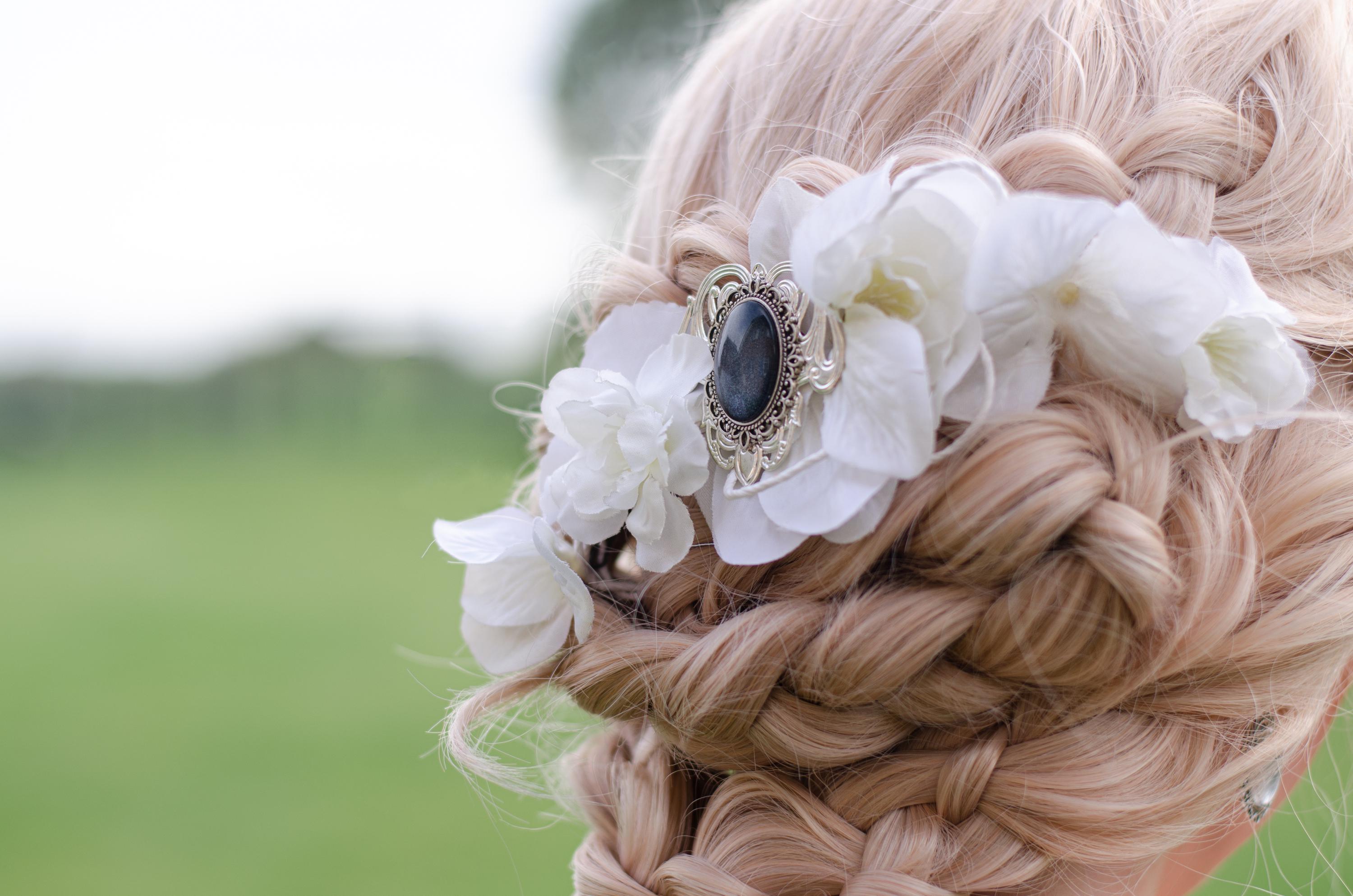 Schmuckset silber Wunschfarbe aus Kettenanhänger Ohrringen und Jugendstil Haarclip in Wunschfarbe für Frühlingsfest oder als Schmuckgeschenk -Barrettes & Clips- BloodyBrilliants