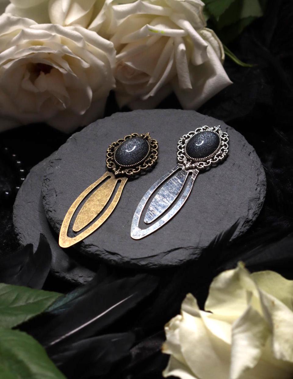 Lesezeichen mit Farbstein silber und bronze mit glänzenden metallic Glassteinen als Geschenk -Bookmarks- BloodyBrilliants