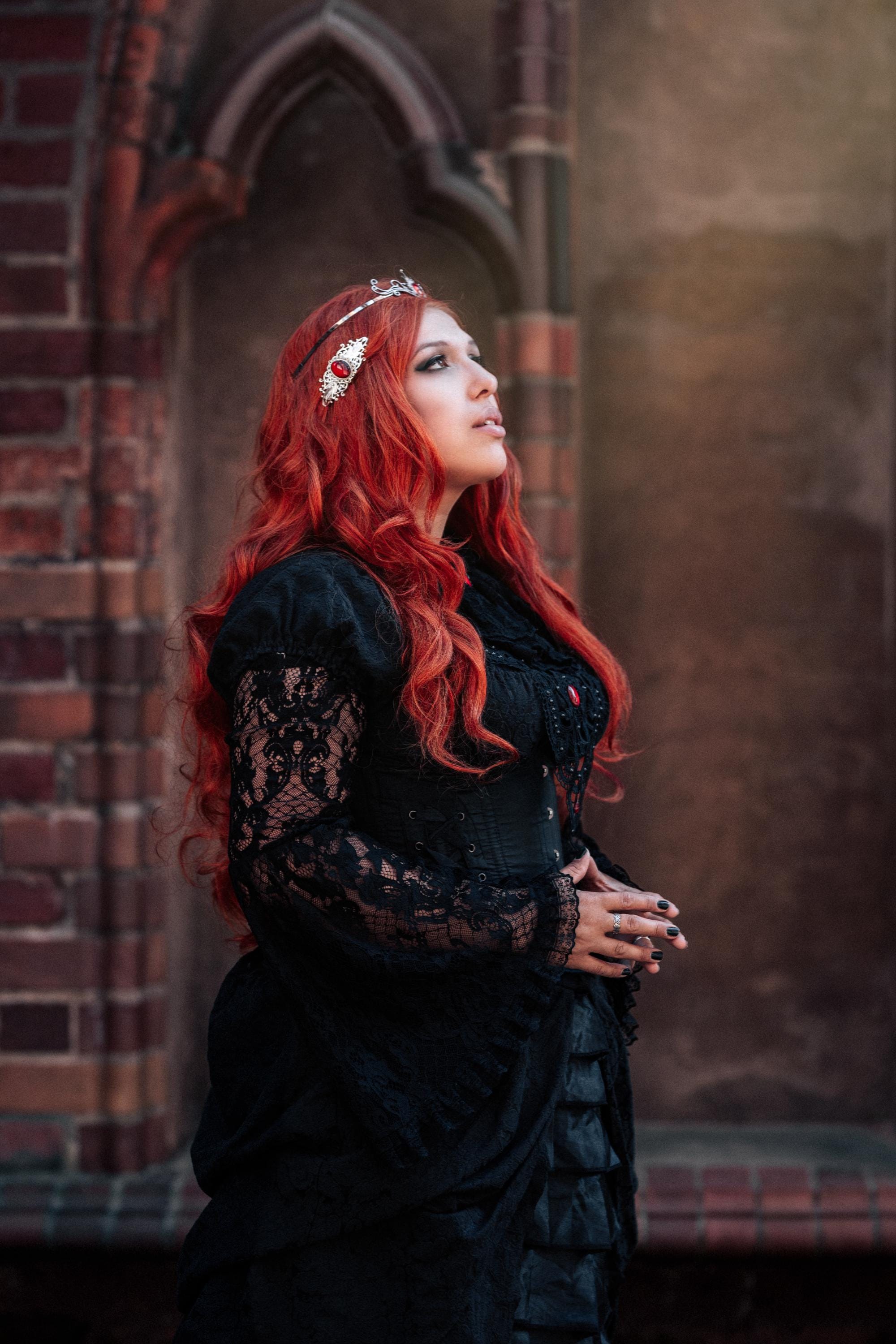 Haarspange silber Jugendstil als Gothic Schmuck, Mittelalterlicher Haarschmuck und Cosplay Accessoire als Dark Academia Geburtstagsgeschenk -Hair Jewelry- BloodyBrilliants