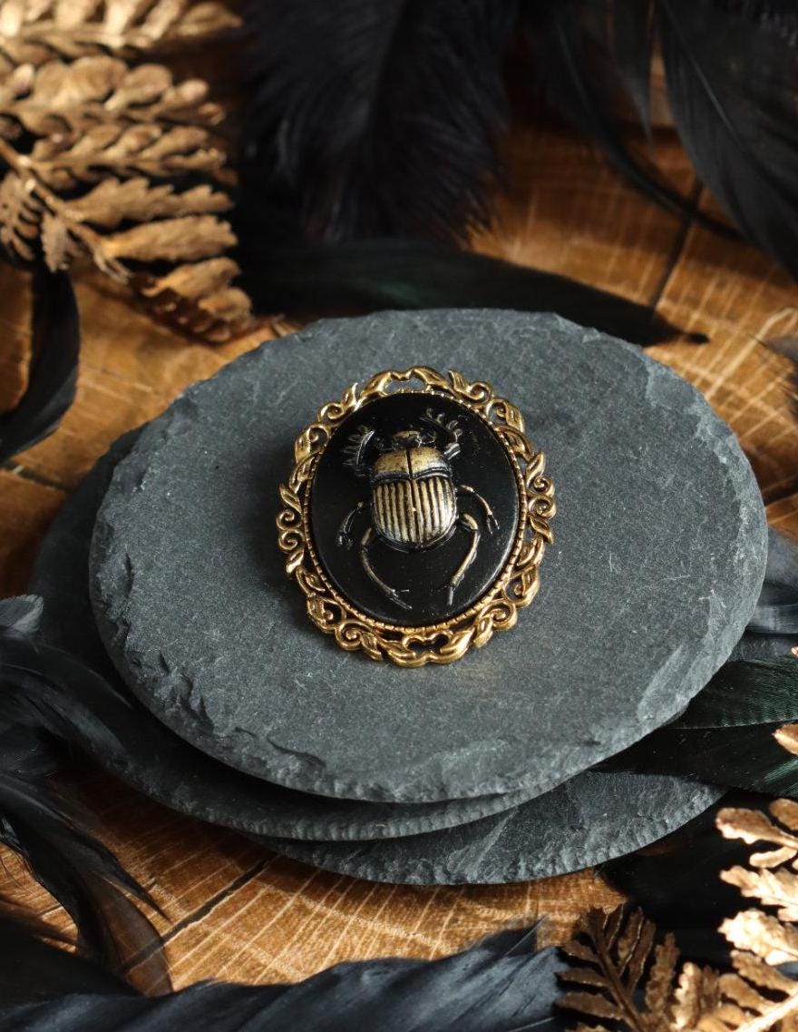 Skarabäus Brosche im Ägypten Stil als Cosplay Schmuck und LARP Accessoire für Kostüm und Convention -Brooches- BloodyBrilliants