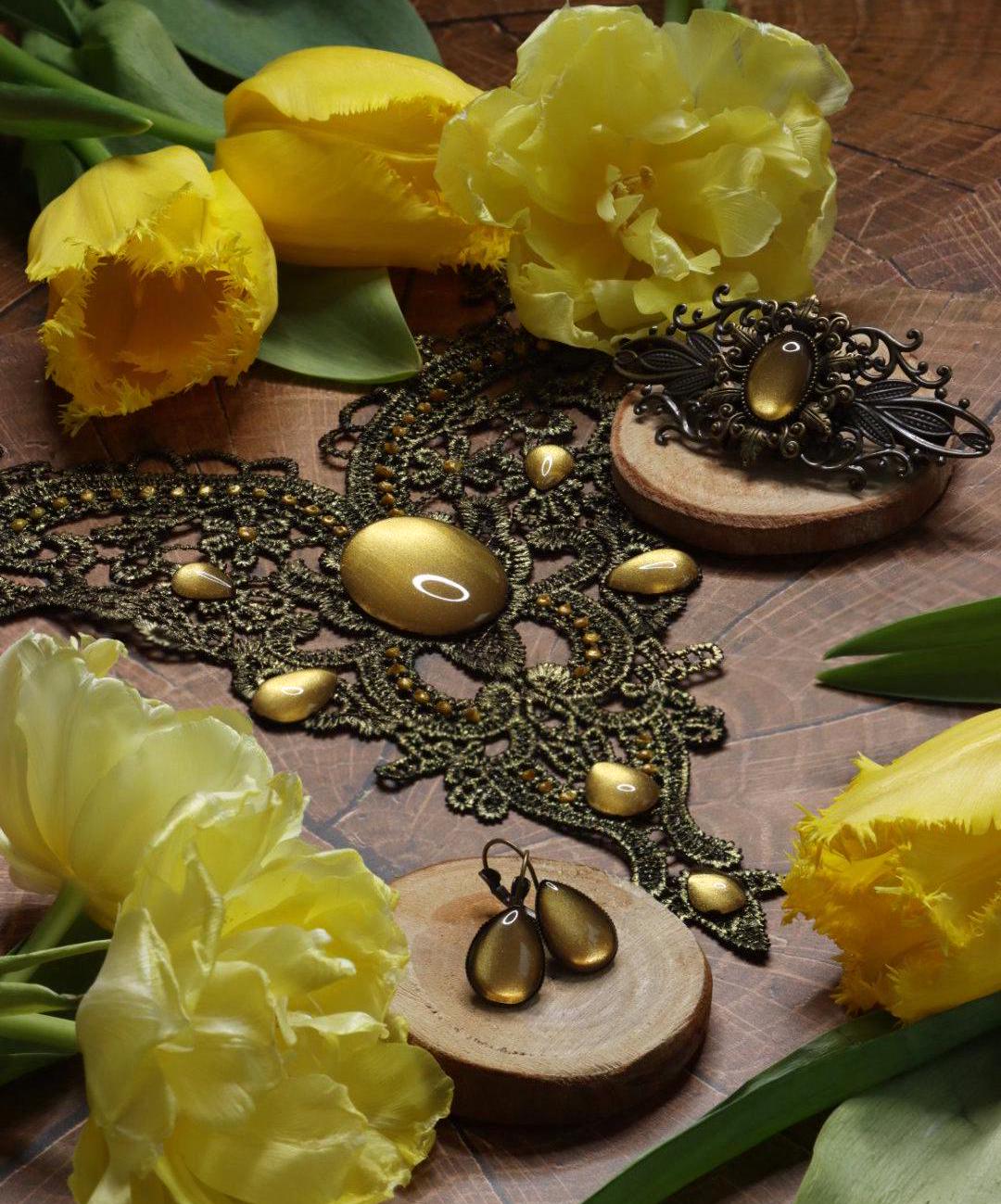 Sommer Schmuckset Wunschfarbe aus bronzenem Collier, Haarspange und Ohrringen mit farbigen Glassteinen für Steampunk und Vintage Hochzeit -Chokers- BloodyBrilliants