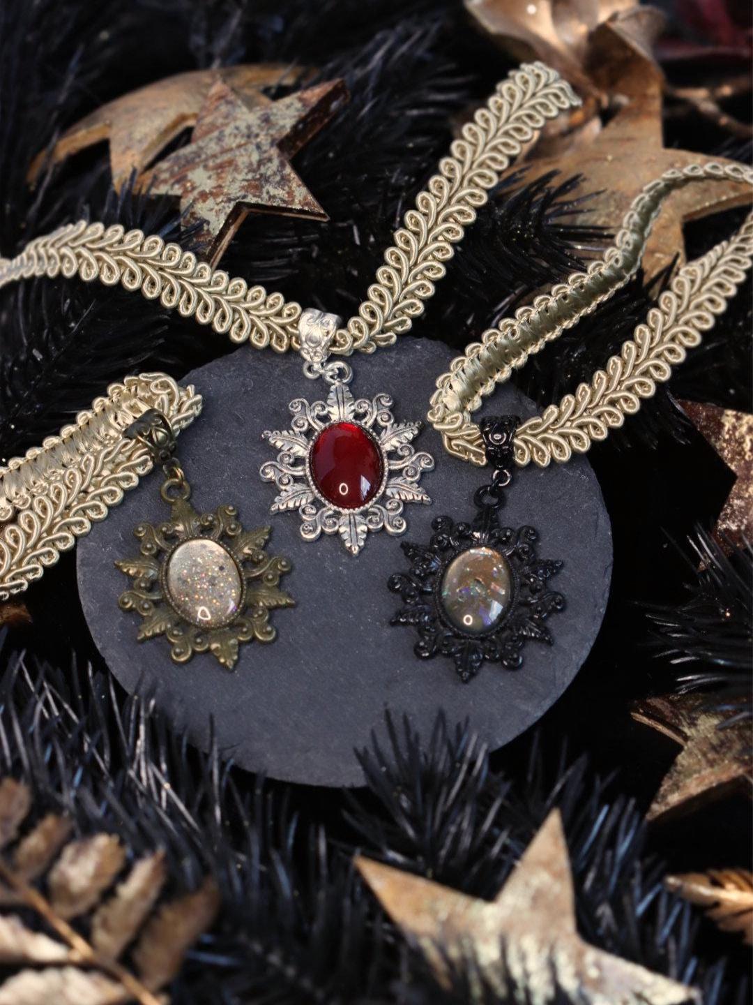 Choker gold mit Stern – goldene Choker Kette, Steampunk Kette, 20er Jahre Accessoire, Vintage Kette für Thanksgiving & Vintage Weihnachten -Chokers- BloodyBrilliants