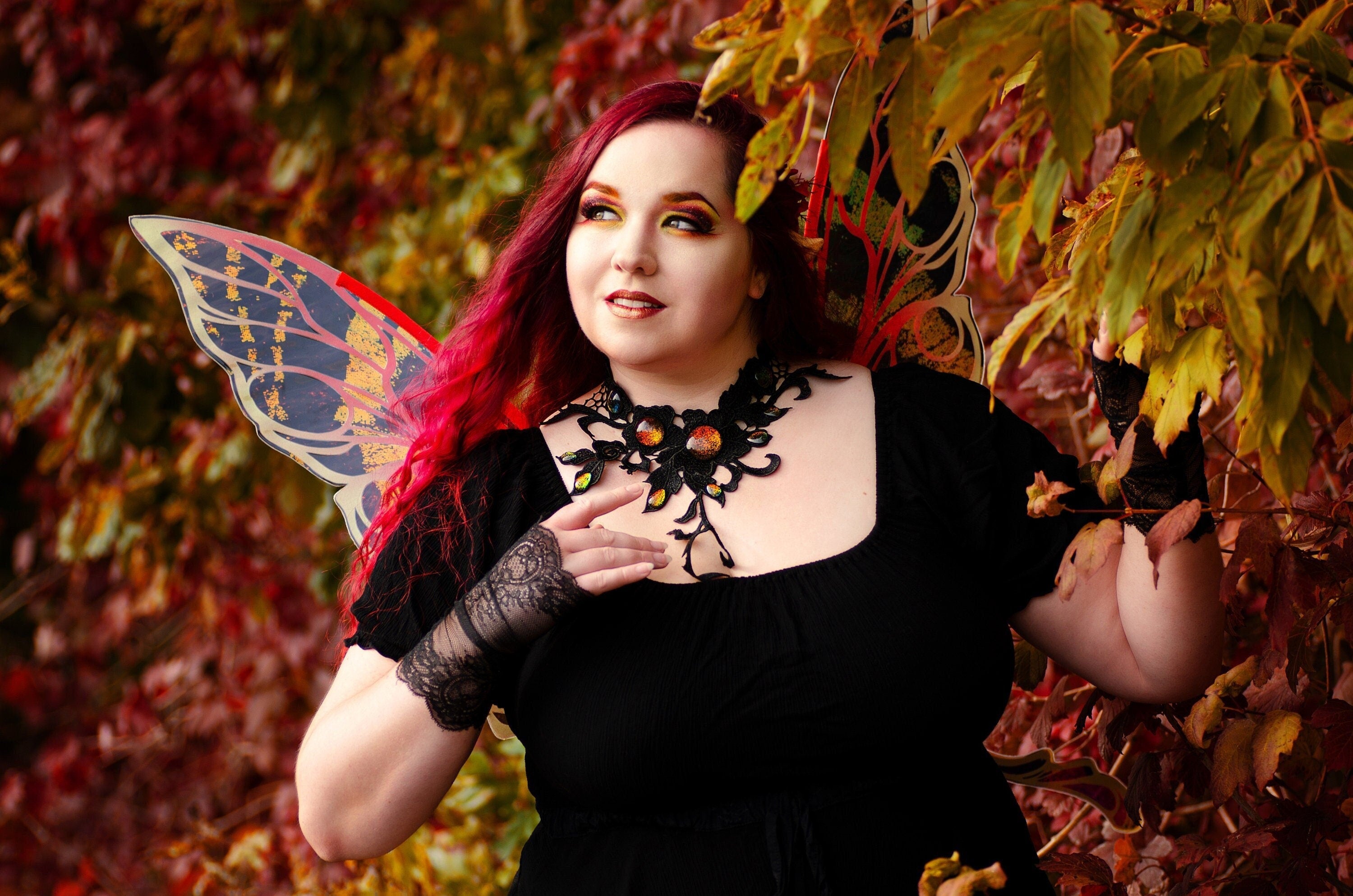 Gothic Choker – Asymmetrisches Collier schwarz mit Glassteinen, als Gothic Schmuck für Cosplay, Festival Outfit & Halloween Adventskalender -Chokers- BloodyBrilliants