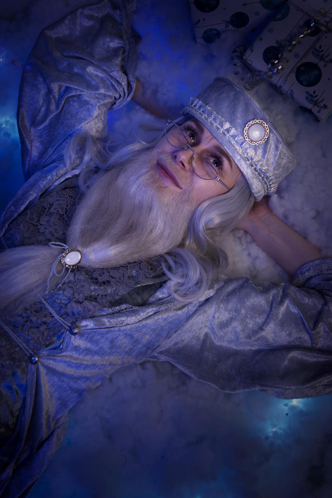 Runde Brosche mit Farbstein -Brooches- BloodyBrilliants