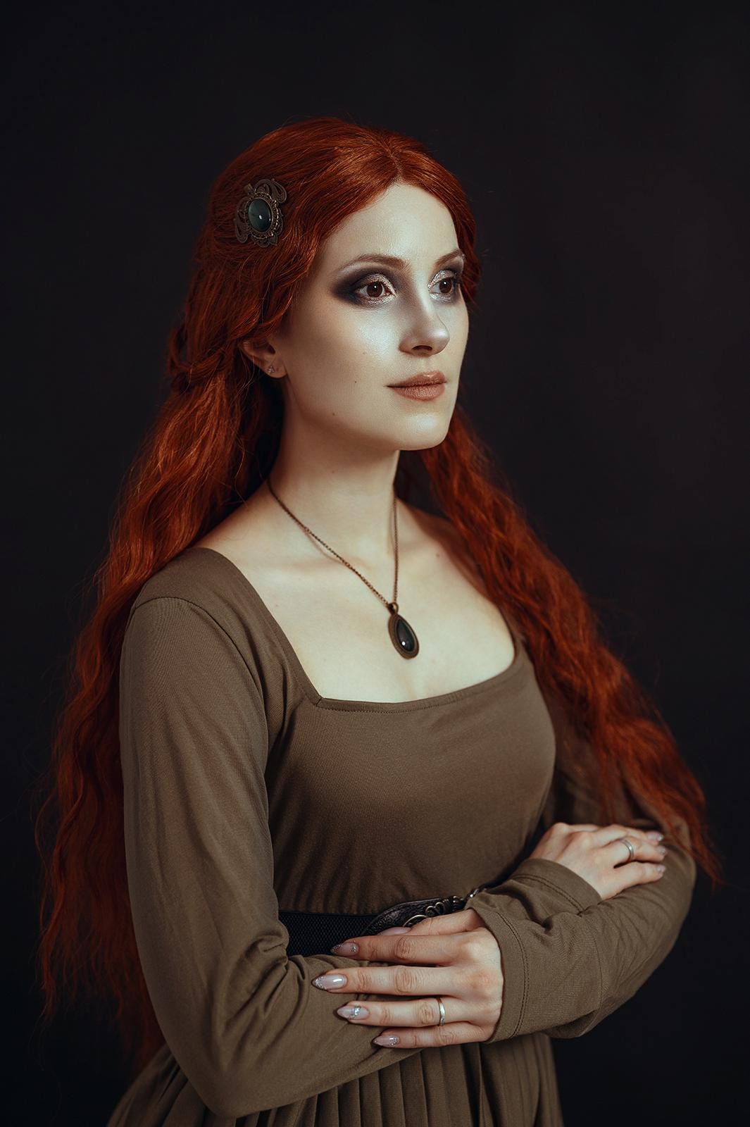 Tropfen Anhänger verziert mit Farbstein -Pendants- BloodyBrilliants