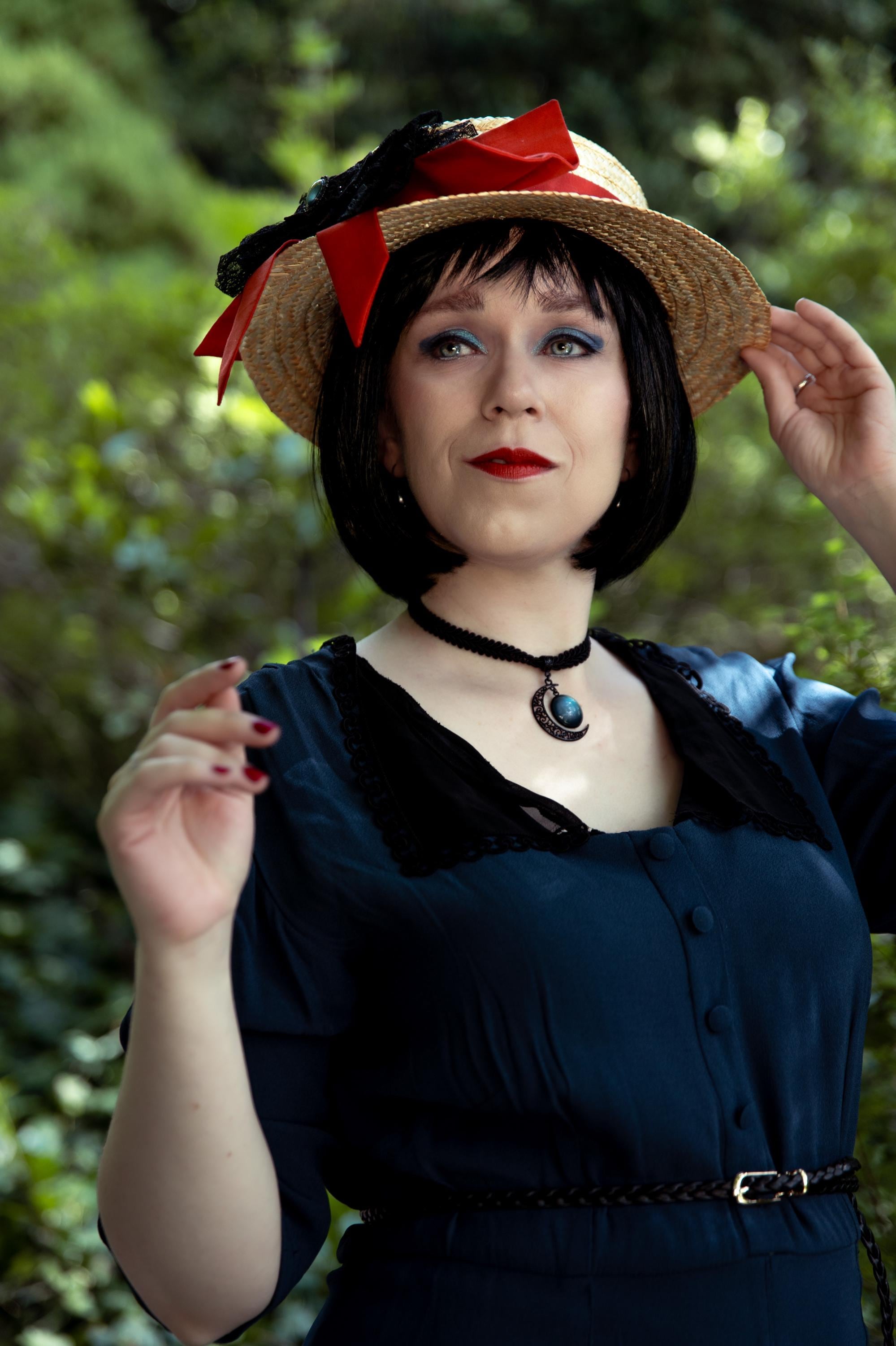 Mond Kettenanhänger in Wunschfarbe - Mond Schmuck im Dark Academia Style, Gothic Schmuck für Hexen Adventskalender, Choker schwarz -Pendants- BloodyBrilliants