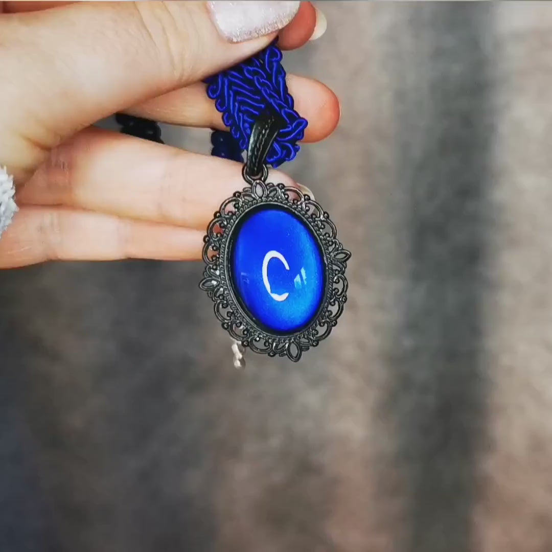 Kette blau mit Stern Kettenanhänger in Wunschfarbe, Kette mit blauem Stein als Winter Schmuck, Stern Schmuck für Vintage Weihnachten