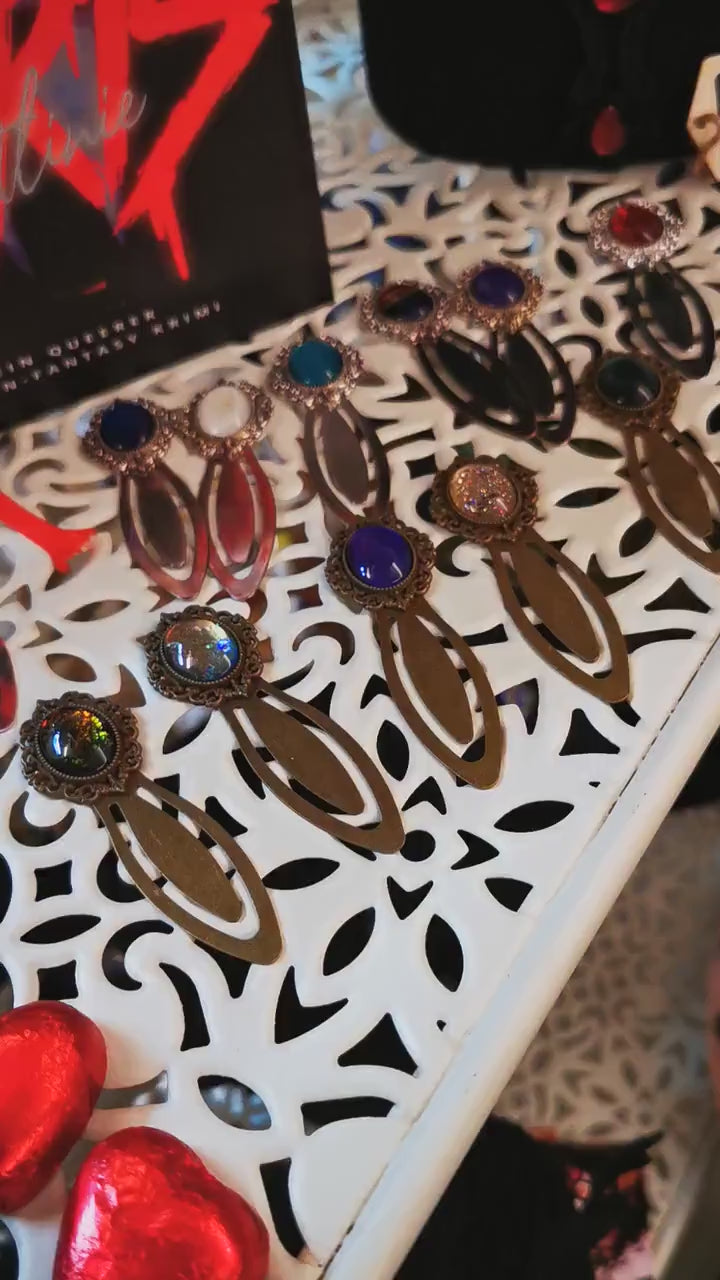 Lesezeichen mit Farbstein silber und bronze mit glänzenden metallic Glassteinen als Geschenk