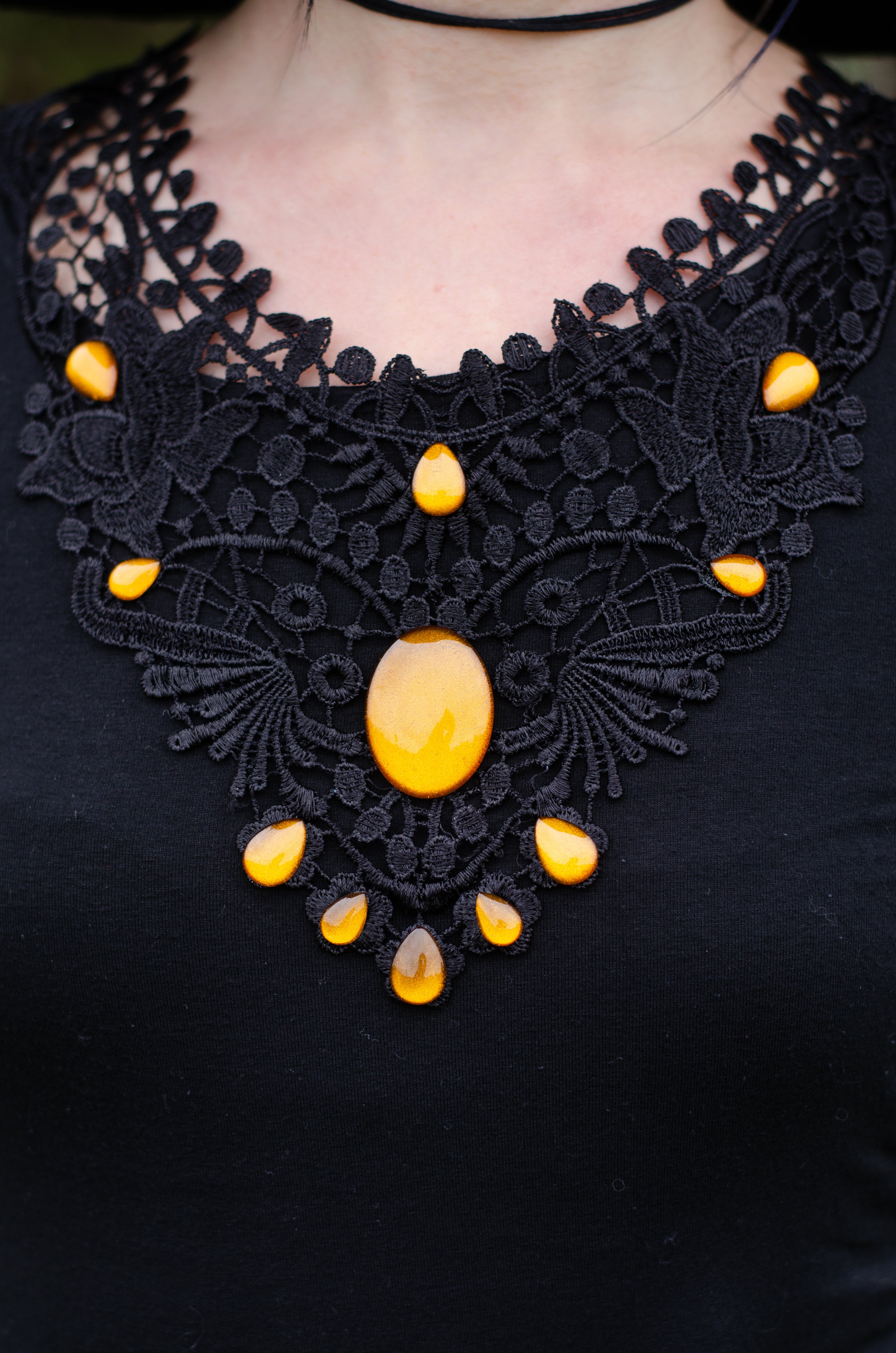Collier schwarz Flügel