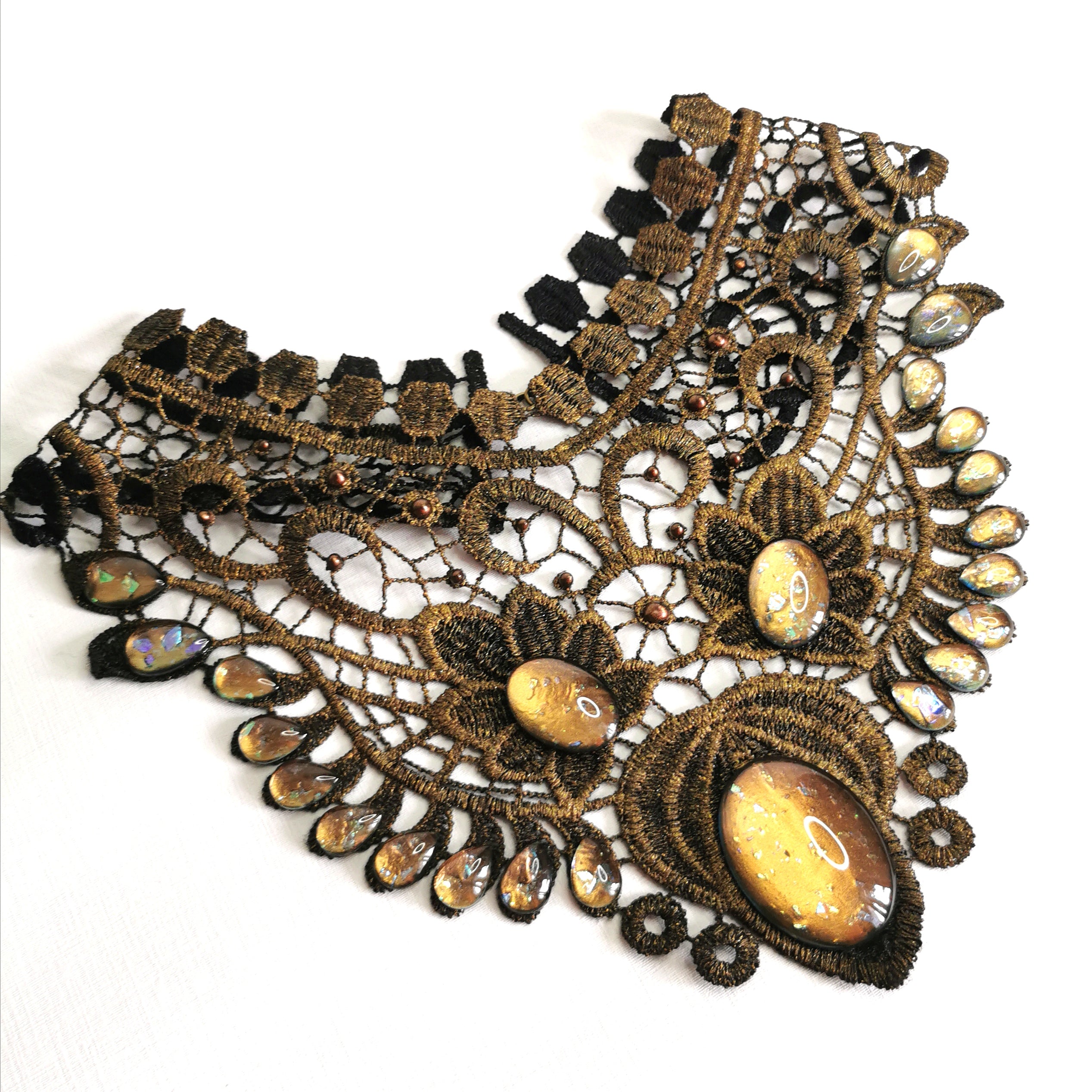 Steampunk Collier Wein