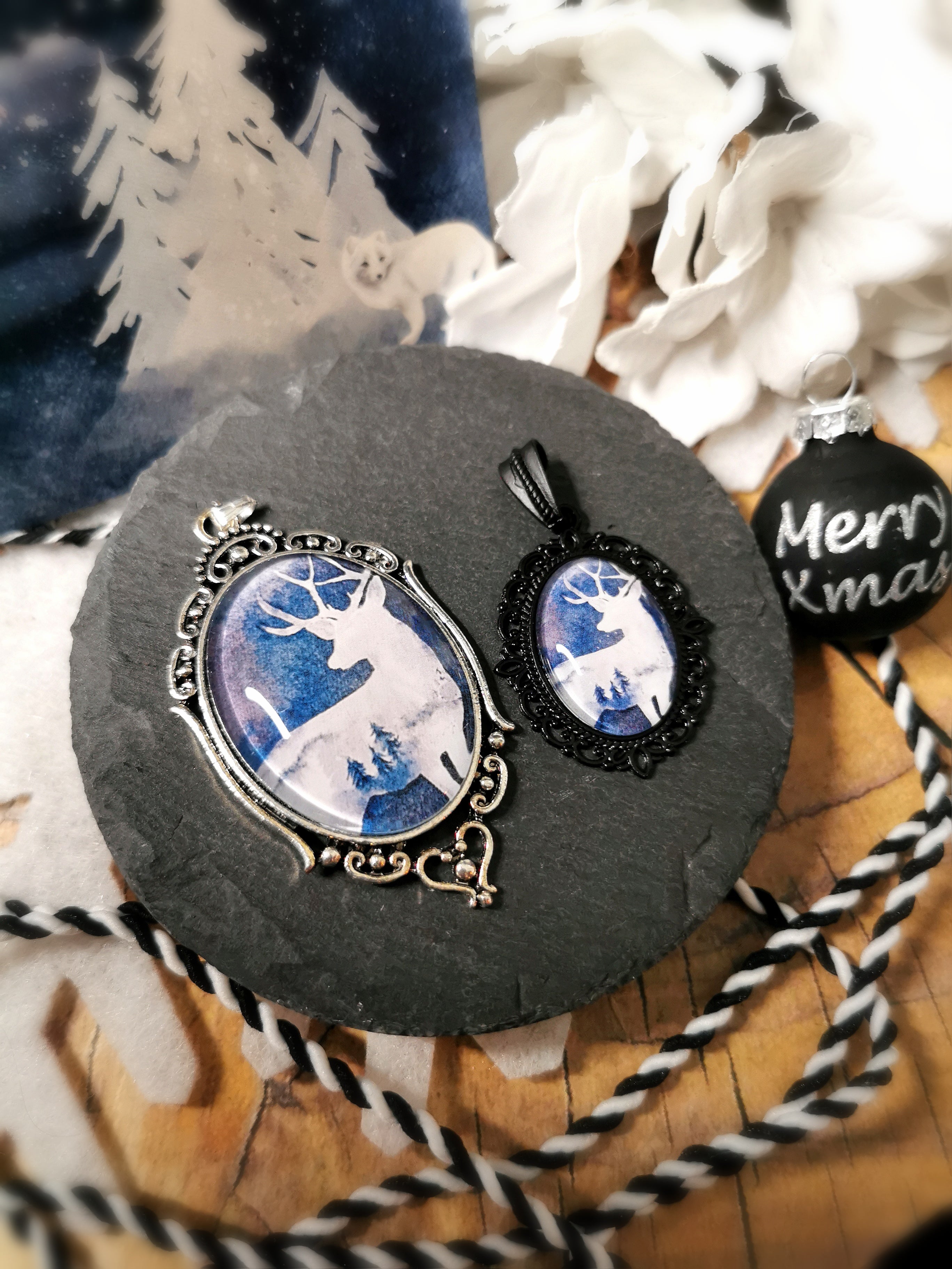Hirsch Motivschmuck Winter Rehbock Sillhouette