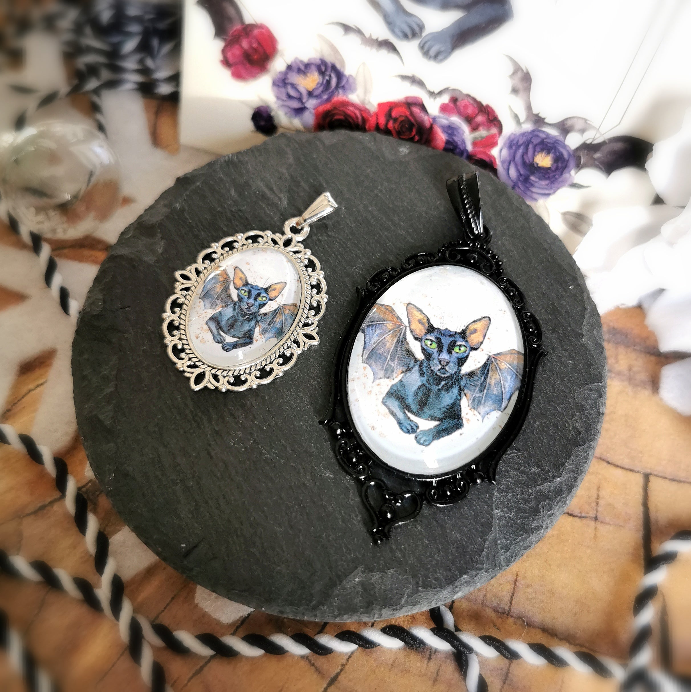 Katzen Motivschmuck Bat Cat Portrait